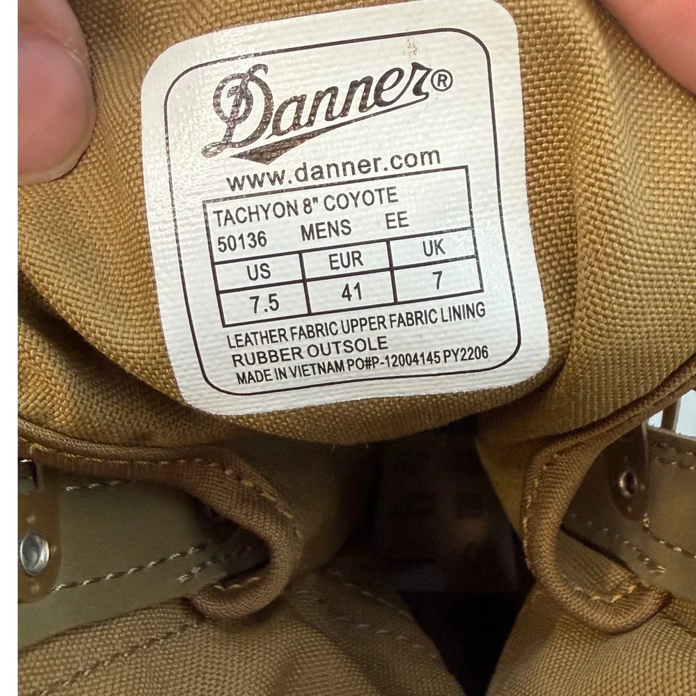 Danner Tachyon 8 Coyote Tactical Military Boots Men's 7.5 EE Wide 50136 Brown